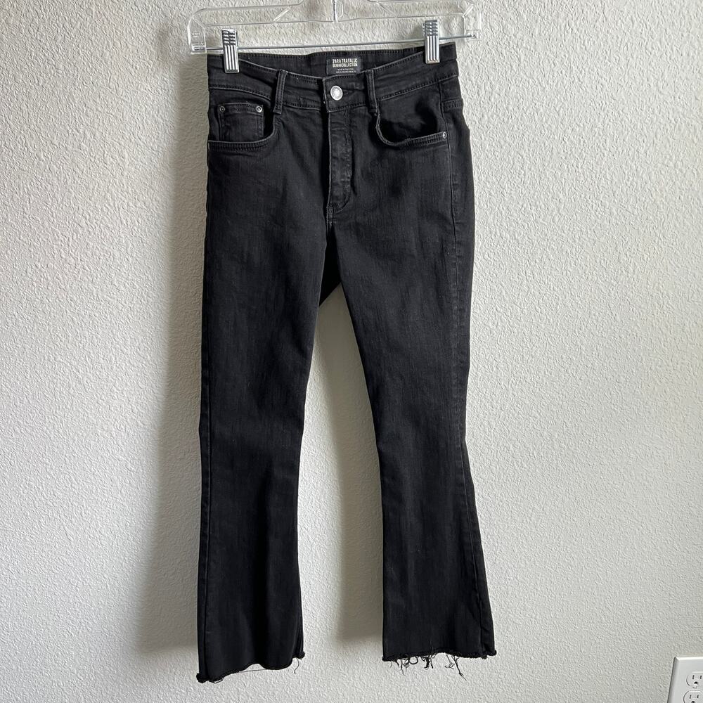 Zara Trafaluc Denim Crop Bootcut Jeans Women's 2 Black Raw Hem Mid Rise Cotton